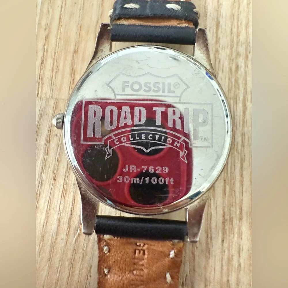 Vintage fossil roadtrip collection baseball theme leather watch NEW BATTERY